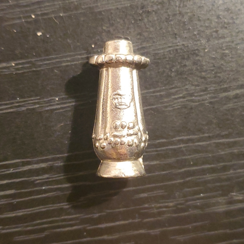 Metal figurine